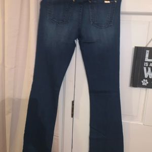 Jennifer Lopez NWT size 2L bootcut jeans